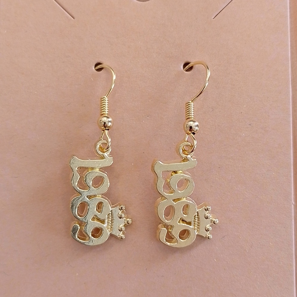 *2/$20* 1989 Taylor Swift Swiftie Dangle Dangling Earrings